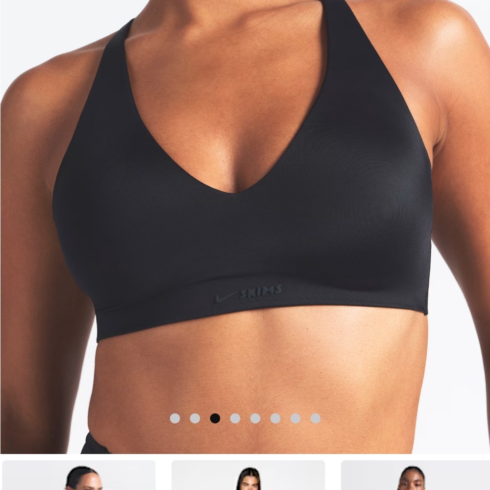 Skims/Nike Women's Sleek Black Sports Bra